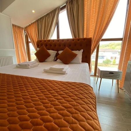 Ami Residence Bucharest Airport&Therme&Parking オトペニ エクステリア 写真