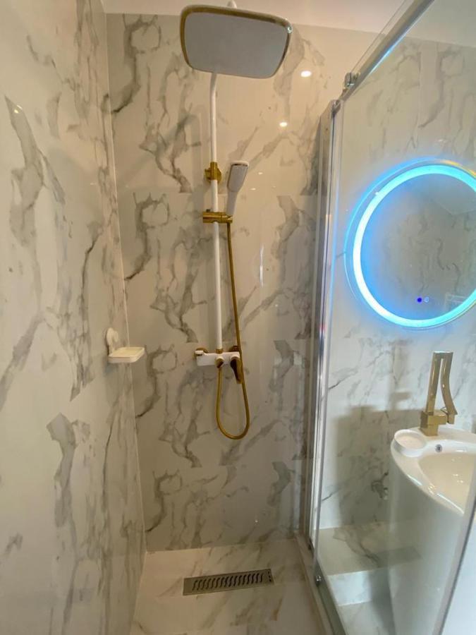 Ami Residence Bucharest Airport&Therme&Parking オトペニ エクステリア 写真